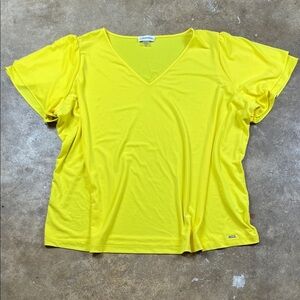 Calvin Klein Bright Yellow Short Sleeve V-neck Top
Size: 2x